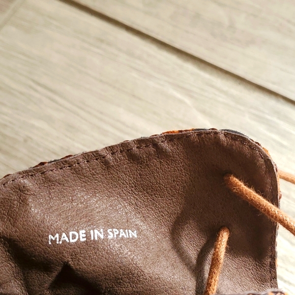 HELLE COMFORT Shoes Low Heel Ankle Bootie Animal Print Snake Tiger Zebra - Picture 8 of 16